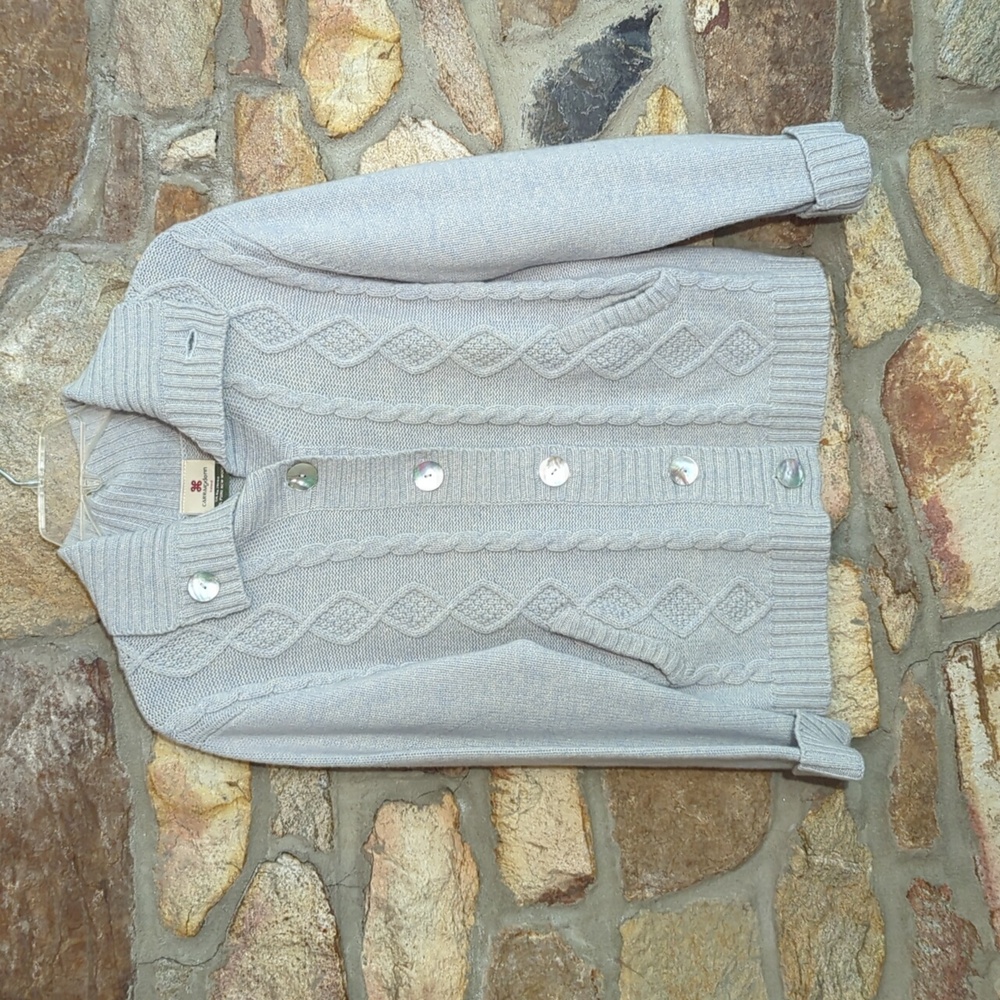 Carriag Donn 100% pure new wool cardigan